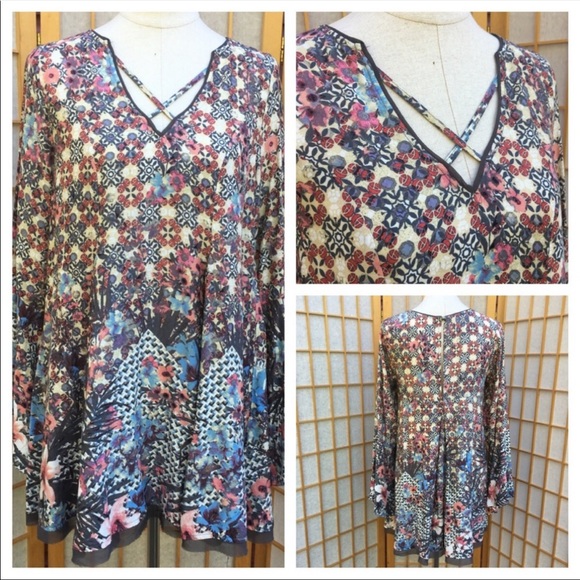 Umgee Tops - Umgee Boho Floral Print Tunic Top SZ S